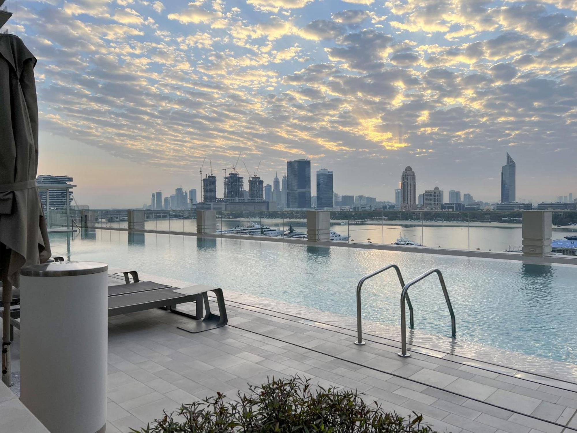 Luxe 2br, Marina Vista, Emaar Beachfront, Harbour Apartment Dubai