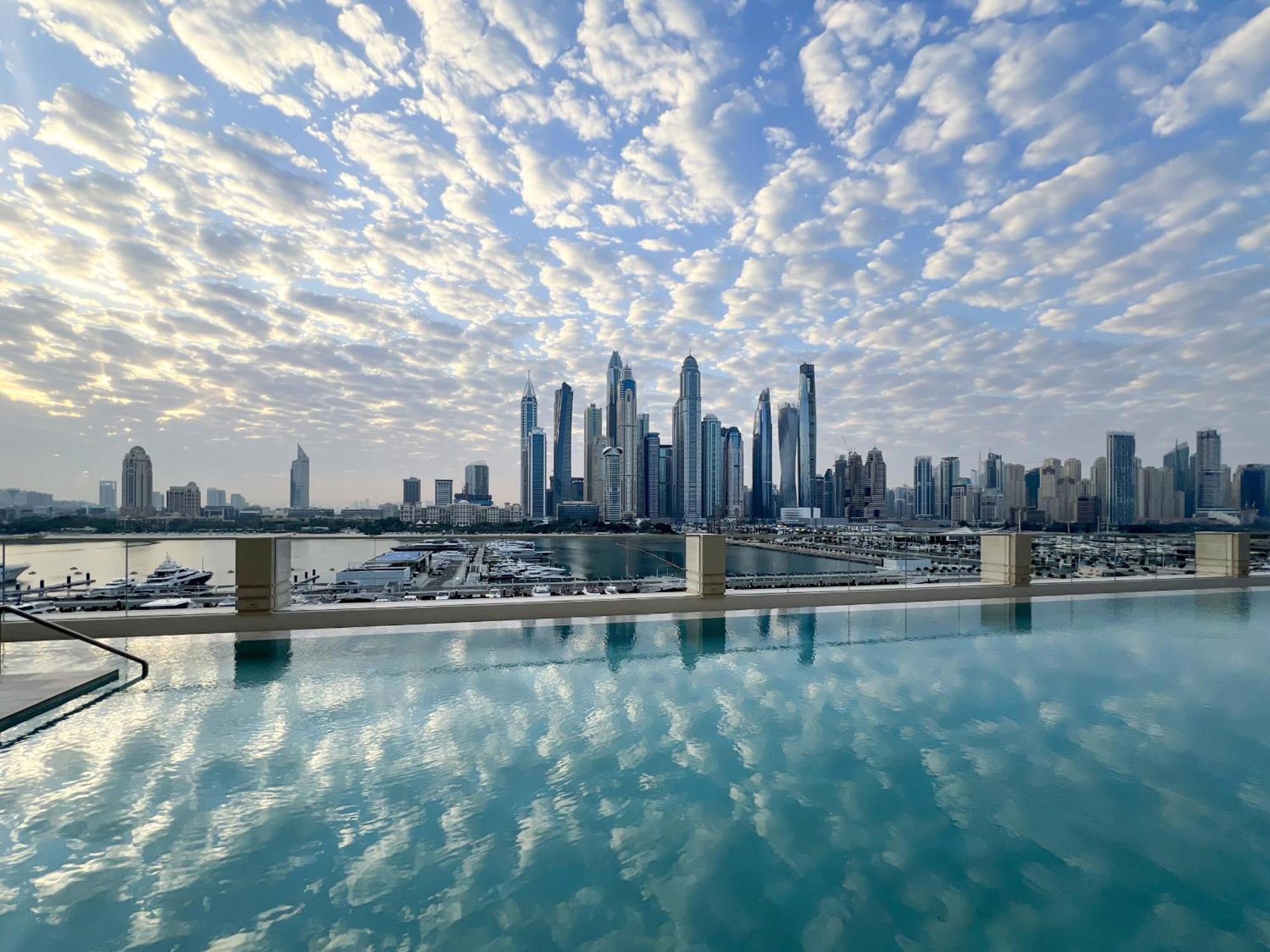 Luxe 2br, Marina Vista, Emaar Beachfront, Harbour
