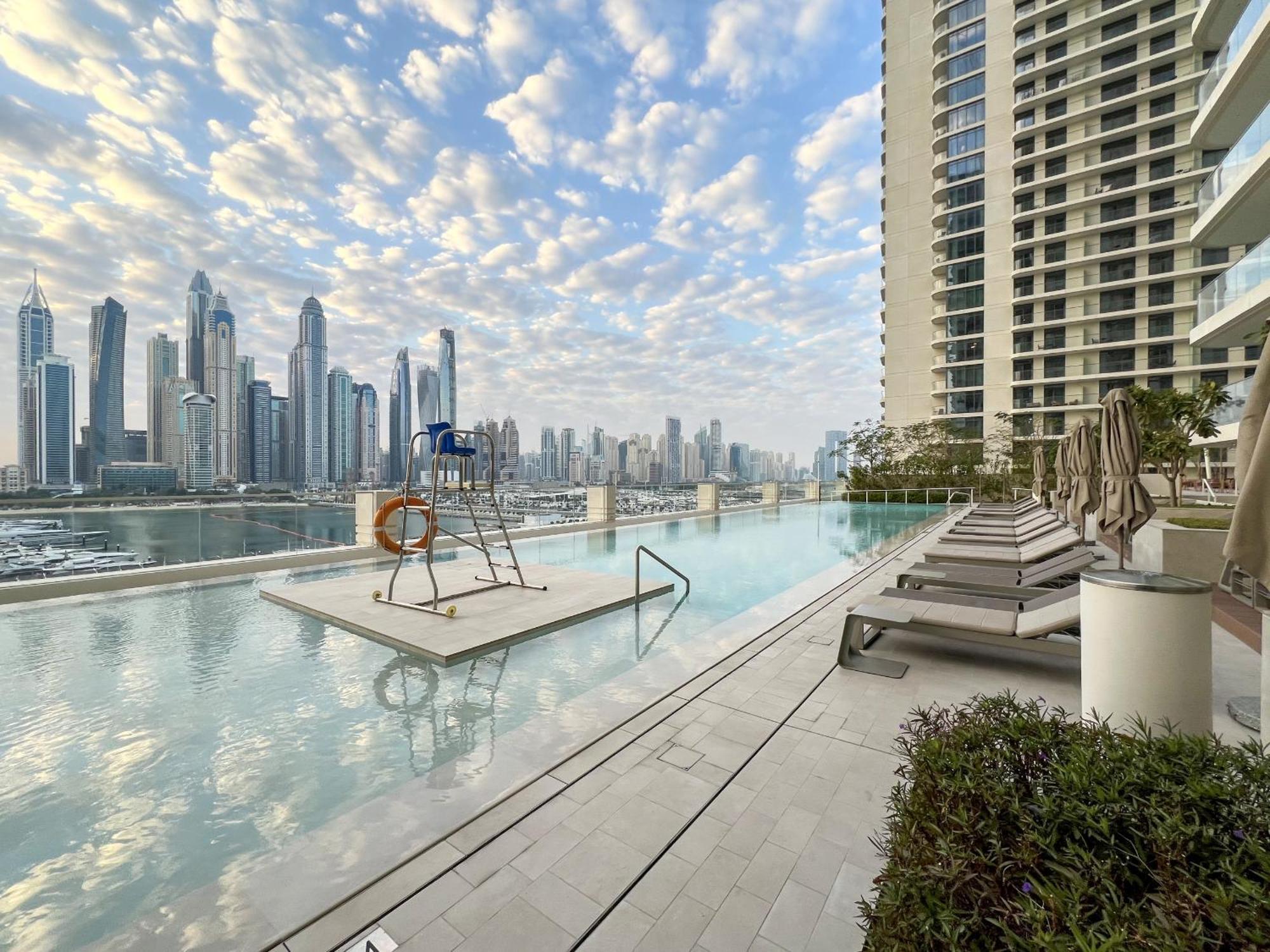 Luxe 2br, Marina Vista, Emaar Beachfront, Harbour Apartment Dubai