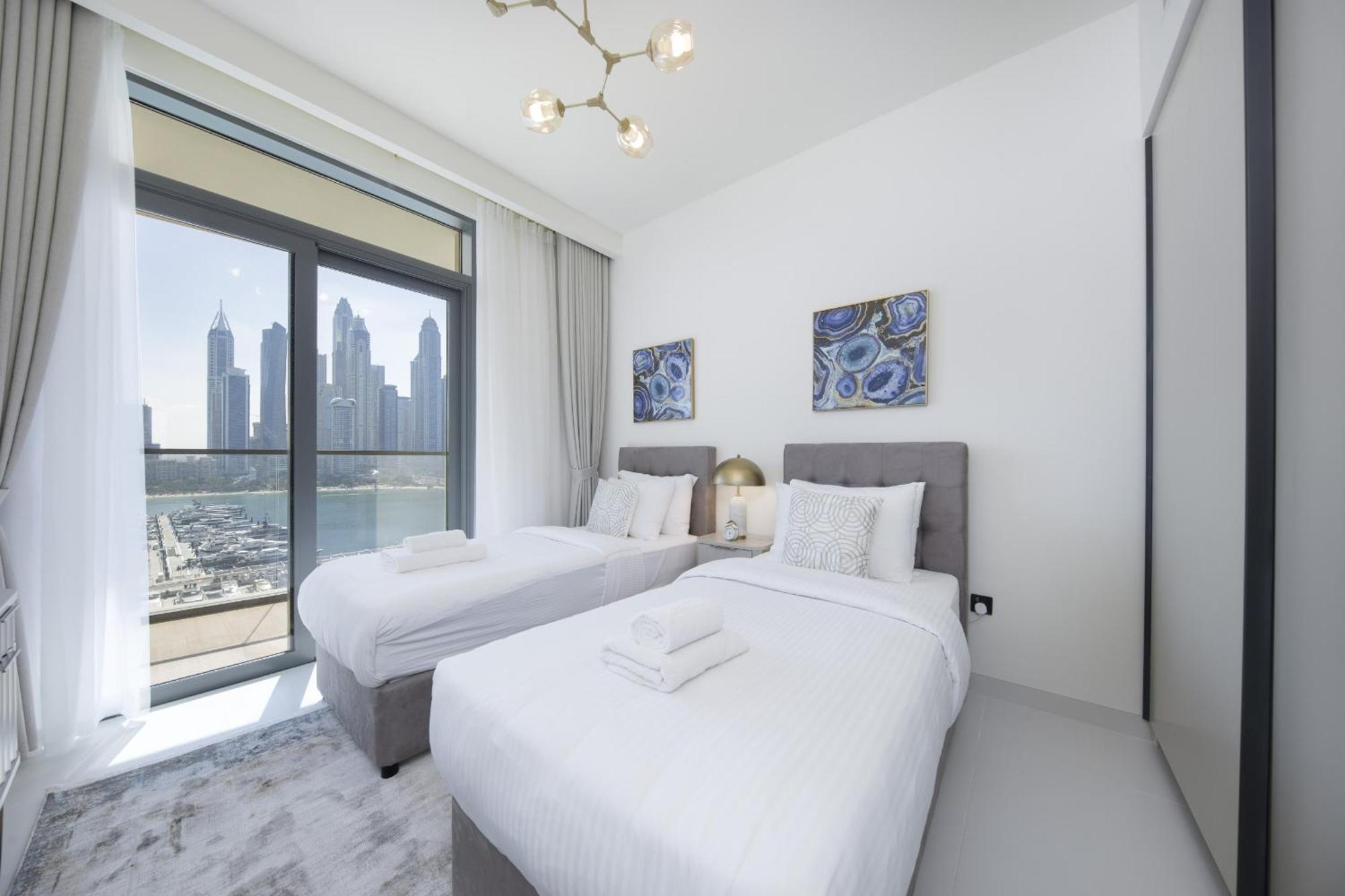 Apartment Luxe 2br, Marina Vista, Emaar Beachfront, Harbour