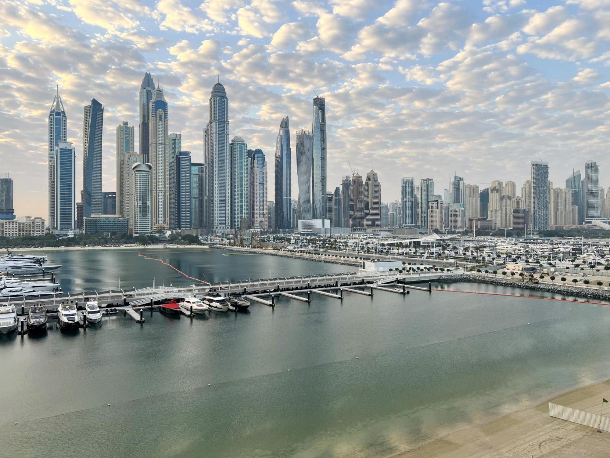Luxe 2br, Marina Vista, Emaar Beachfront, Harbour *