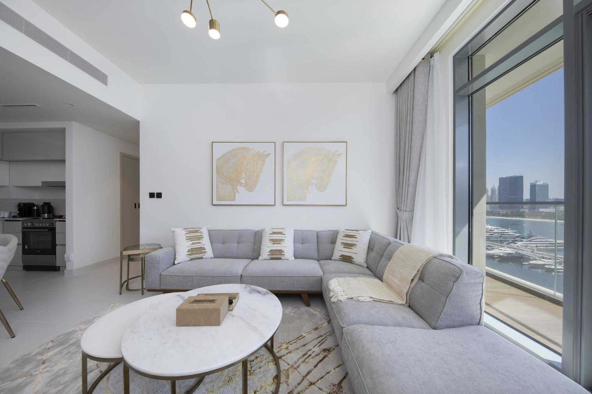 Apartment Luxe 2br, Marina Vista, Emaar Beachfront, Harbour