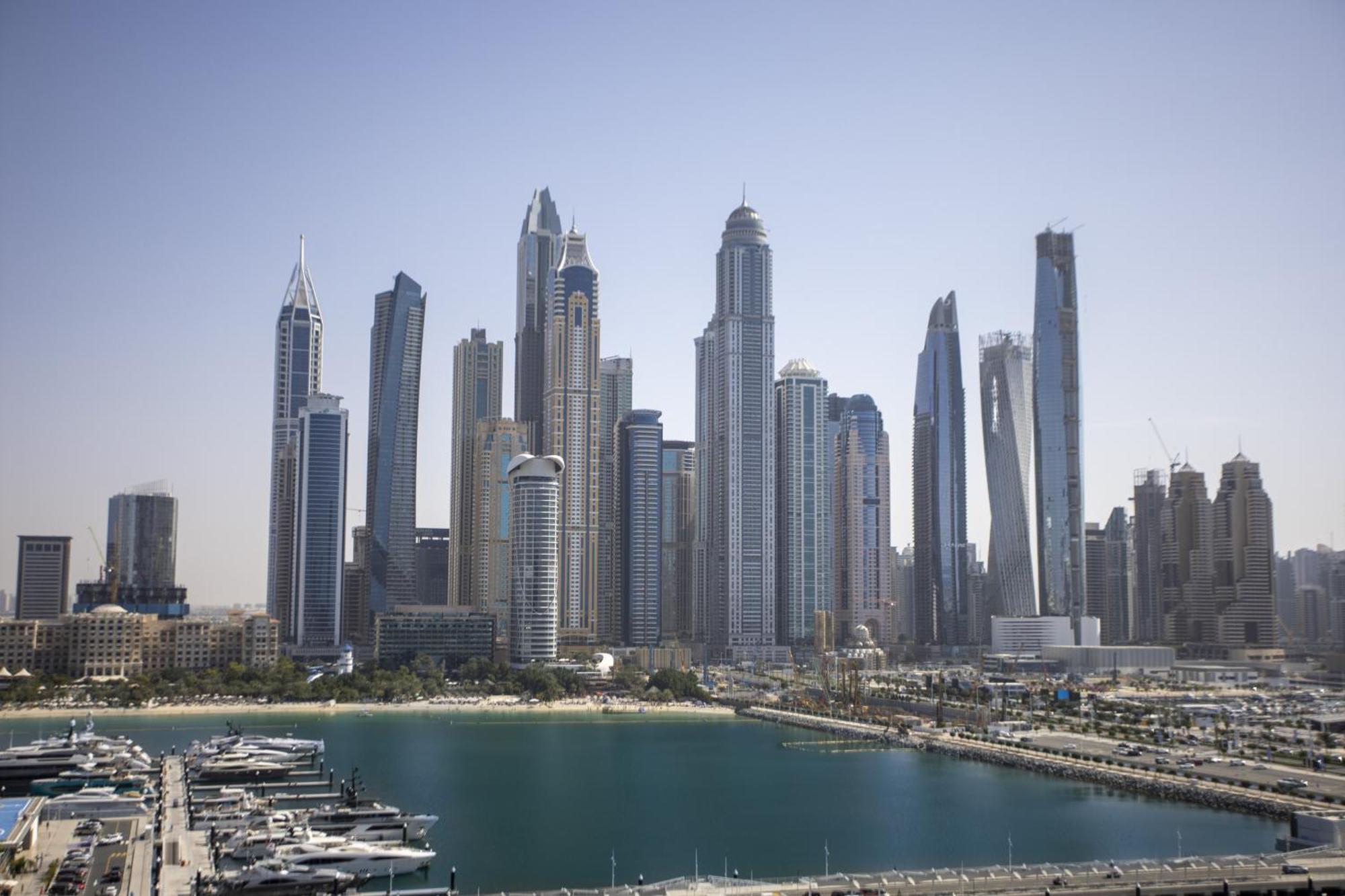 Luxe 2br, Marina Vista, Emaar Beachfront, Harbour Apartment Dubai