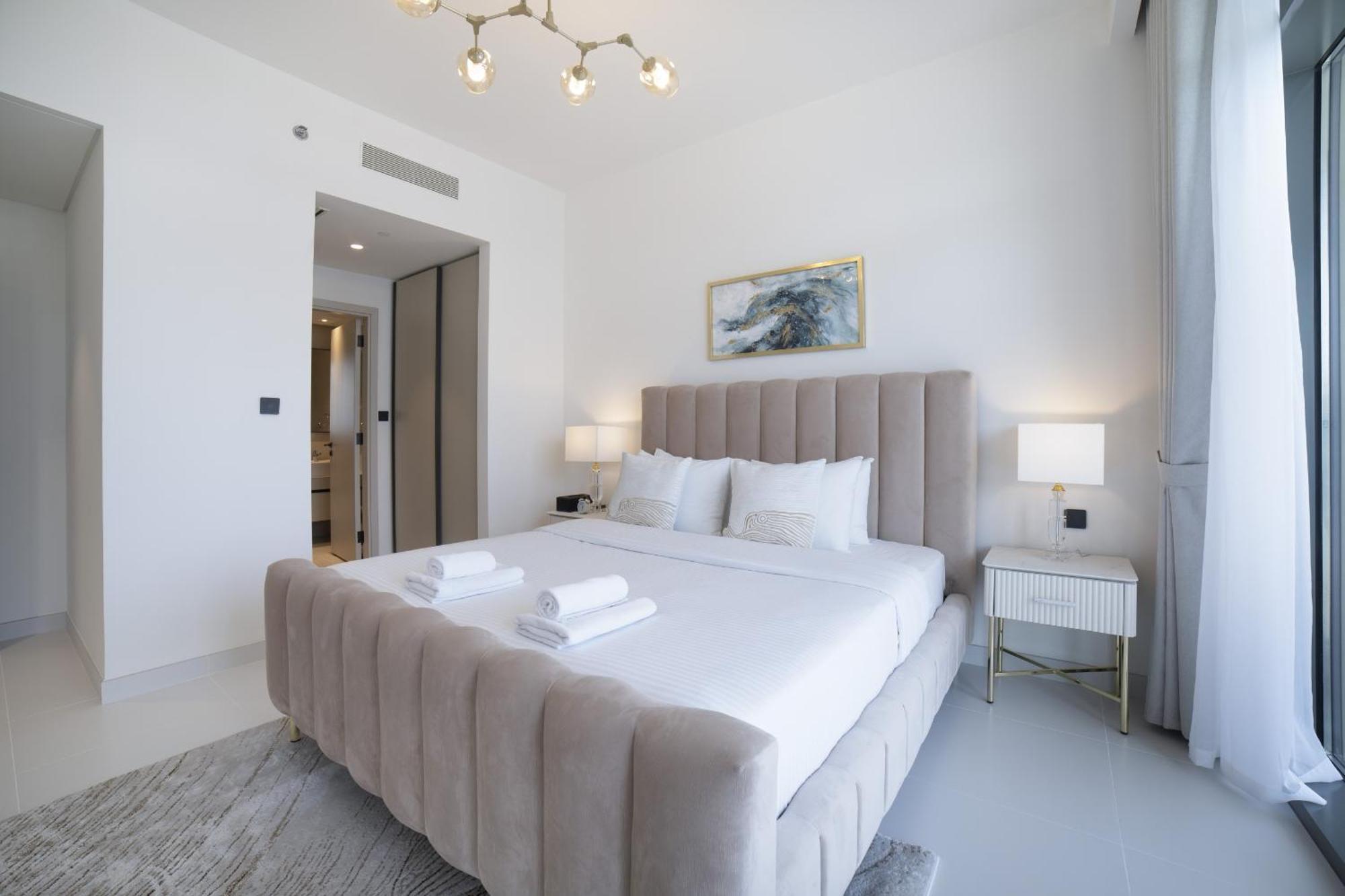 Apartment Luxe 2br, Marina Vista, Emaar Beachfront, Harbour Dubai