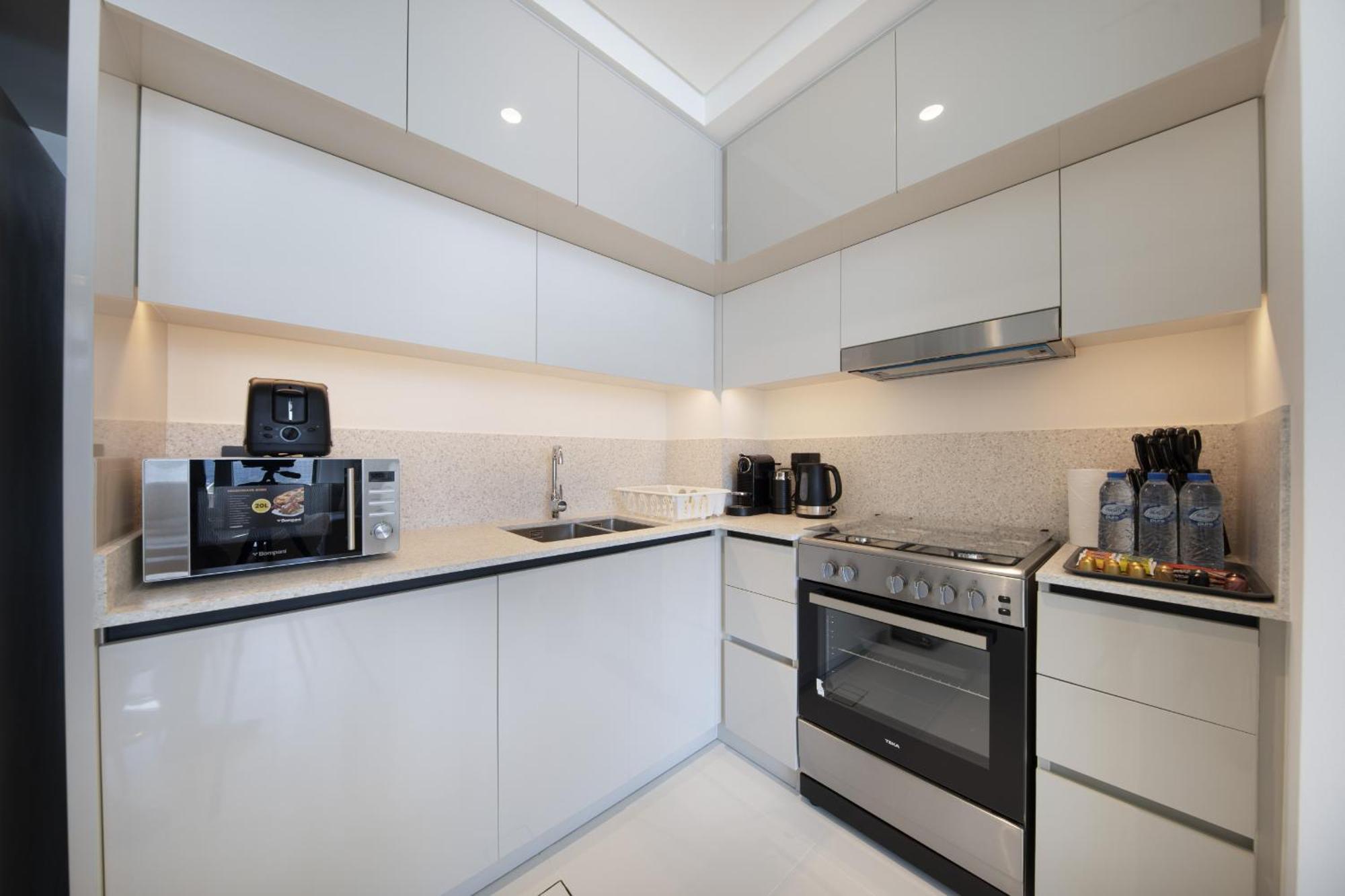 Apartment Luxe 2br, Marina Vista, Emaar Beachfront, Harbour Dubai